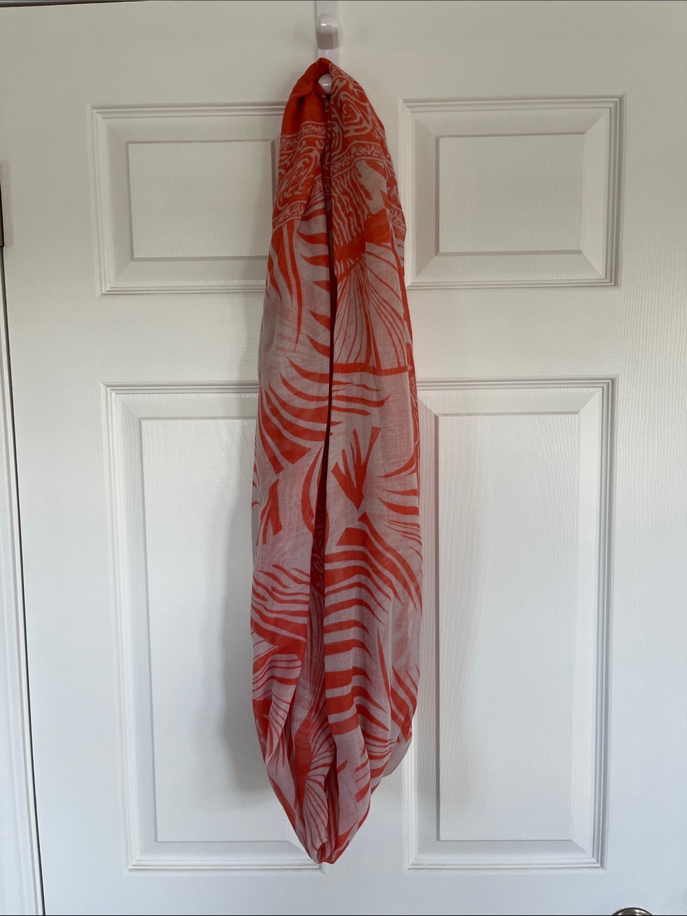 Lightweight Coral and Ivory Leaf-Print Scarf